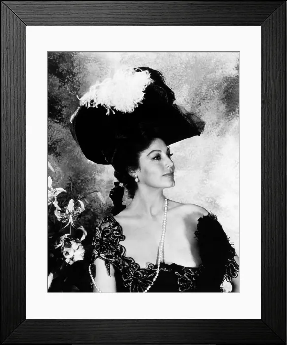 Framed Print : THE LIFE AND TIMES OF JUDGE ROY BEAN, Ava Gardner, 1972