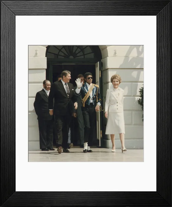 Framed Print : President and Nancy Reagan with Michael Jackson at the White House ceremony to launch the Campaign against Drunk Driving