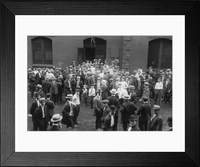 Framed Print : Harry Thaw's murder of Stanford White was one of the first Crimes of the Century. Crowds stood outside the court buildings in New York during the trial. Ca