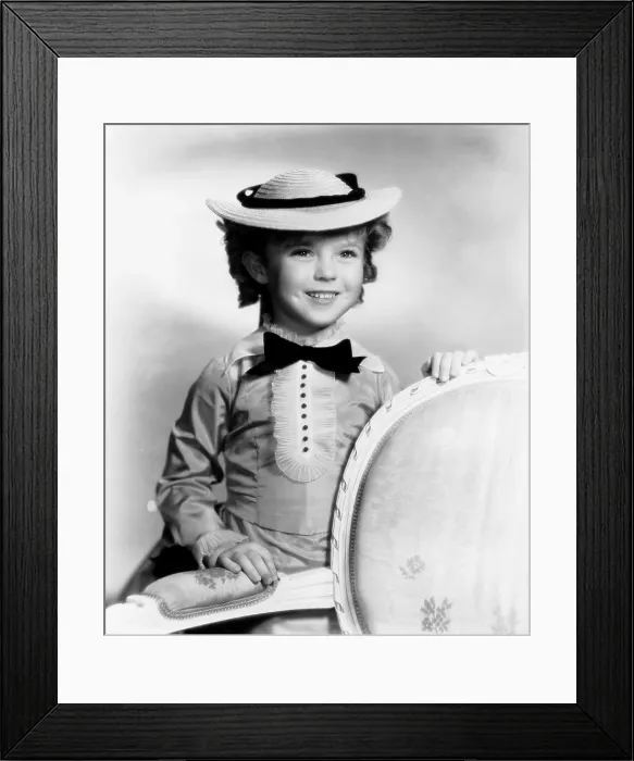 Framed Print : THE LITTLE COLONEL, Shirley Temple, 1935, TM and copyright Film Corp. All Rights Reserved / Courtesy Everett Collection