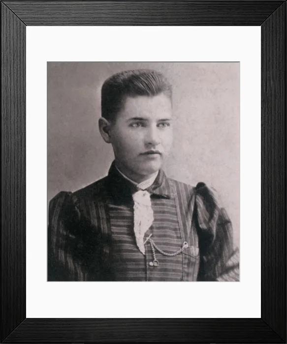Framed Print : Willa Cather when she was a student at the University of Nebraska. Ca. 1895 Framed Print : Willa Cather when she was a student at the University of Nebraska. Ca. 1895