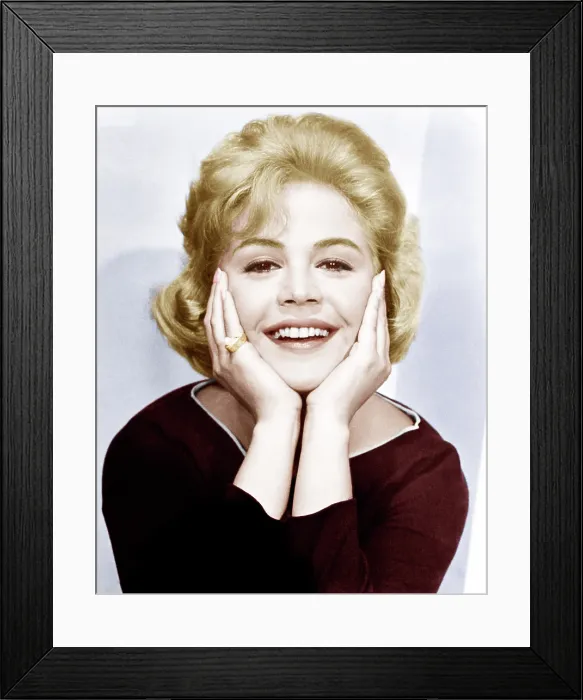 Framed Print : COME SEPTEMBER, Sandra Dee, 1961 Framed Print : COME SEPTEMBER, Sandra Dee, 1961