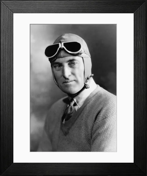 Framed Print : Malcolm Campbell 1885-1948 set the world land and water speed records in 1920s and 1930s. 1931 portrait. LC-USZ62-104073 Framed Print : Malcolm Campbell 1885-1948 set the world land and water speed records in 1920s and 1930s. 1931 portrait. LC-USZ62-104073