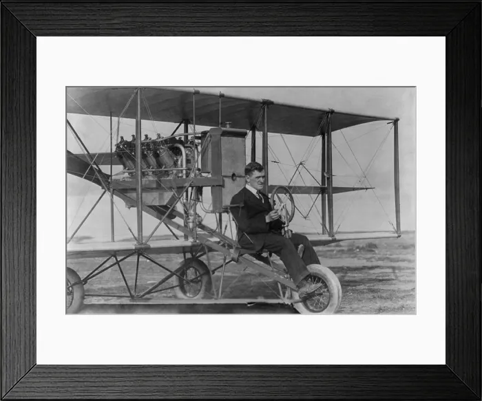 Framed Print : Lincoln J. Beachey 1887-1915 a celebrated American aviator and stunt pilot an in 1912 bi-plane Framed Print : Lincoln J. Beachey 1887-1915 a celebrated American aviator and stunt pilot an in 1912 bi-plane