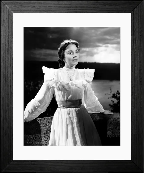 Framed Print : PORTRAIT OF JENNIE, Jennifer Jones, 1948 Framed Print : PORTRAIT OF JENNIE, Jennifer Jones, 1948