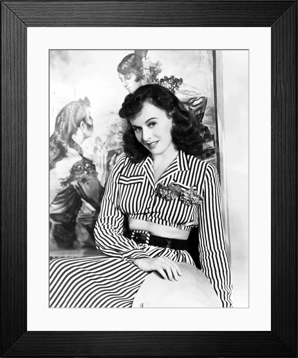 Framed Print : POT O GOLD, Paulette Goddard, 1941