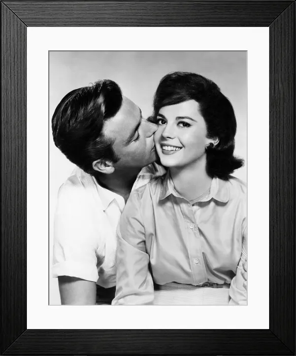 Framed Print : ALL THE FINE YOUNG CANNIBALS, from left, Robert Wagner, Natalie Wood, 1960