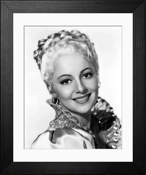 Framed Print : ANTHONY ADVERSE, Olivia de Havilland, 1936