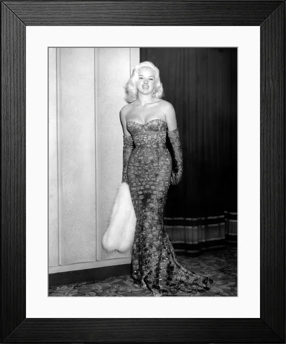 Framed Print : AN ALLIGATOR NAMED DAISY, Diana Dors, attending movie premiere at the Odeon, Marble Arch, 1955