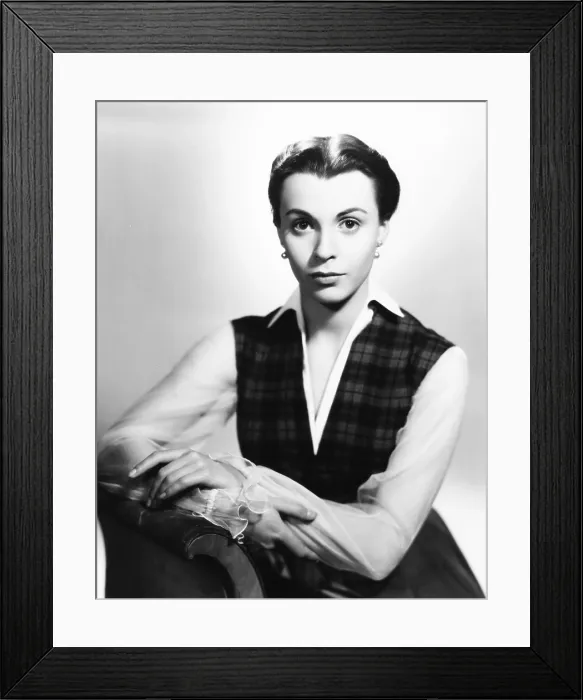 Framed Print : LIMELIGHT, Claire Bloom, 1952