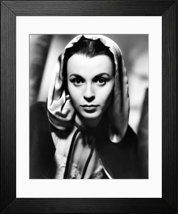 Framed Print : LIMELIGHT, Claire Bloom, 1952