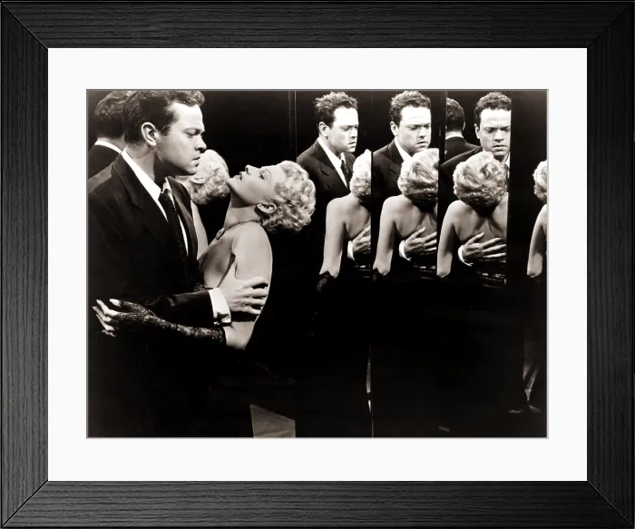 Framed Print : THE LADY FROM SHANGHAI, Orson Welles, Rita Hayworth, 1947 Framed Print : THE LADY FROM SHANGHAI, Orson Welles, Rita Hayworth, 1947