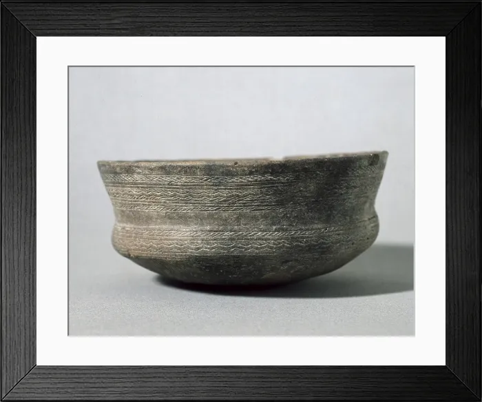 Framed Print : Bell-Beaker saucepan. Bronze Age. Ceramics. SPAIN. Cordoba. Archaeological Museum of Cordoba. Proc: SPAIN. ANDALUSIA. Fuente Palmera. - P Framed Print : Bell-Beaker saucepan. Bronze Age. Ceramics. SPAIN. Cordoba. Archaeological Museum of Cordoba. Proc: SPAIN. ANDALUSIA. Fuente Palmera. - P