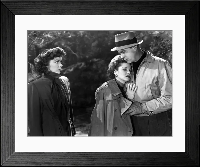 Framed Print : RAW DEAL, Marsha Hunt, Claire Trevor, Dennis O'Keefe, 1948 Framed Print : RAW DEAL, Marsha Hunt, Claire Trevor, Dennis O'Keefe, 1948
