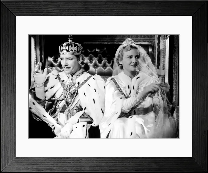 Framed Print : THE PRISONER OF ZENDA, Ronald Colman, Madeleine Carroll, 1937