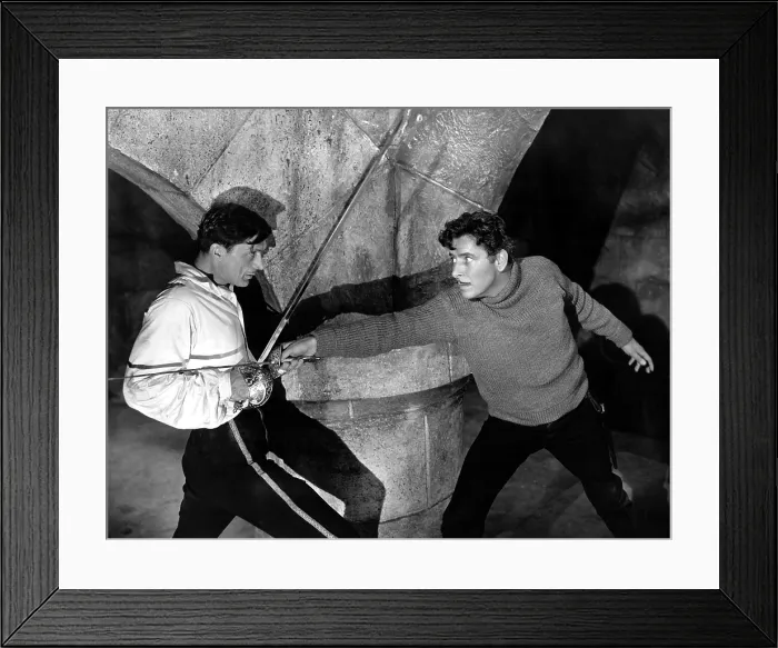 Framed Print : THE PRISONER OF ZENDA, Douglas Fairbanks, Jr. Ronald Colman, 1937