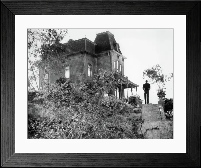 Framed Print : PSYCHO, Anthony Perkins, 1960 Framed Print : PSYCHO, Anthony Perkins, 1960