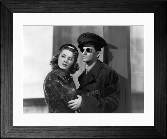 Framed Print : PRIDE OF THE MARINES, Eleanor Parker, John Garfield, 1945 Framed Print : PRIDE OF THE MARINES, Eleanor Parker, John Garfield, 1945