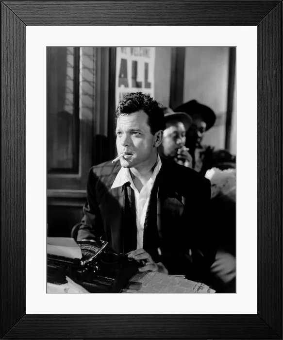 Framed Print : THE LADY FROM SHANGHAI, Orson Welles, 1947 Framed Print : THE LADY FROM SHANGHAI, Orson Welles, 1947