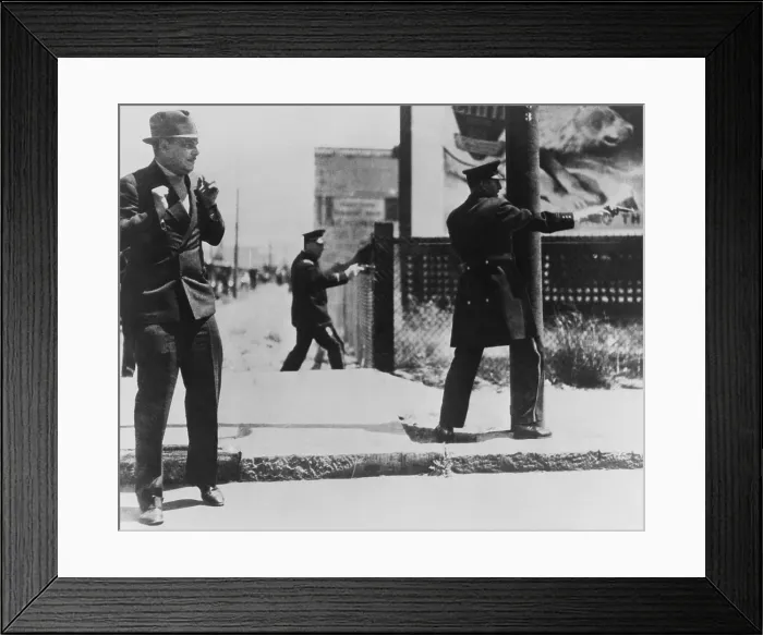 Framed Print : Bloody Thursday. The San Francisco dock strike. Provoked police to shoot into a crowd of strikers, killing two. In October, the strike was settled by arbitration