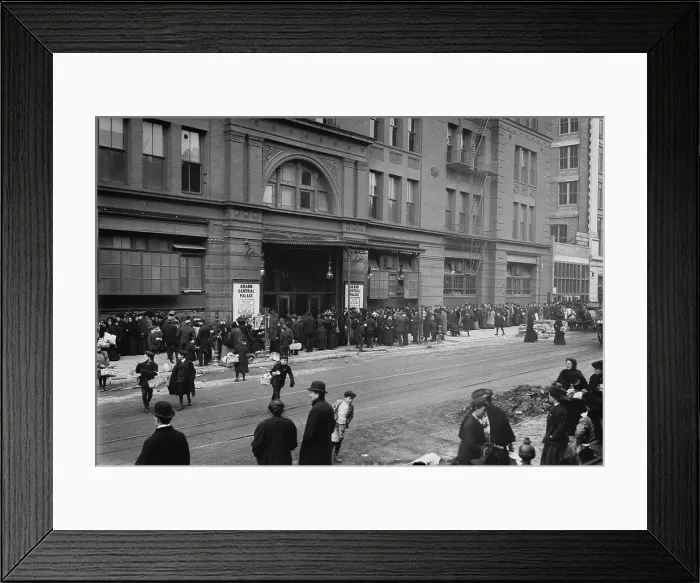 Framed Print : A large crowd of men and women wait outside the Grand Central Palace auditorium for a Salvation Army Christmas dinner in New York during the Depression of 1907-08 Framed Print : A large crowd of men and women wait outside the Grand Central Palace auditorium for a Salvation Army Christmas dinner in New York during the Depression of 1907-08