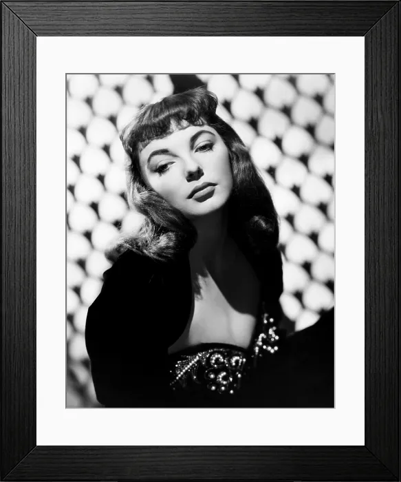 Framed Print : LAND OF THE PHARAOHS, Joan Collins, 1955
