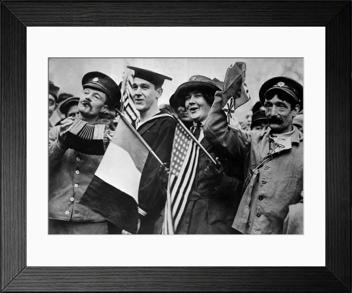 Framed Print : Yanks and Tommies (British soldiers) celebrate the armistice ending World War I. Nov. 11, 1918
