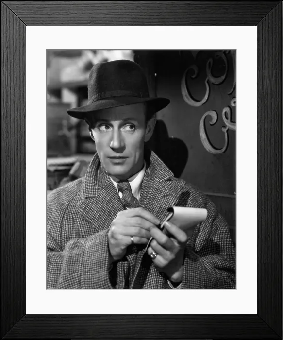 Framed Print : PYGMALION, Leslie Howard, 1938 Framed Print : PYGMALION, Leslie Howard, 1938
