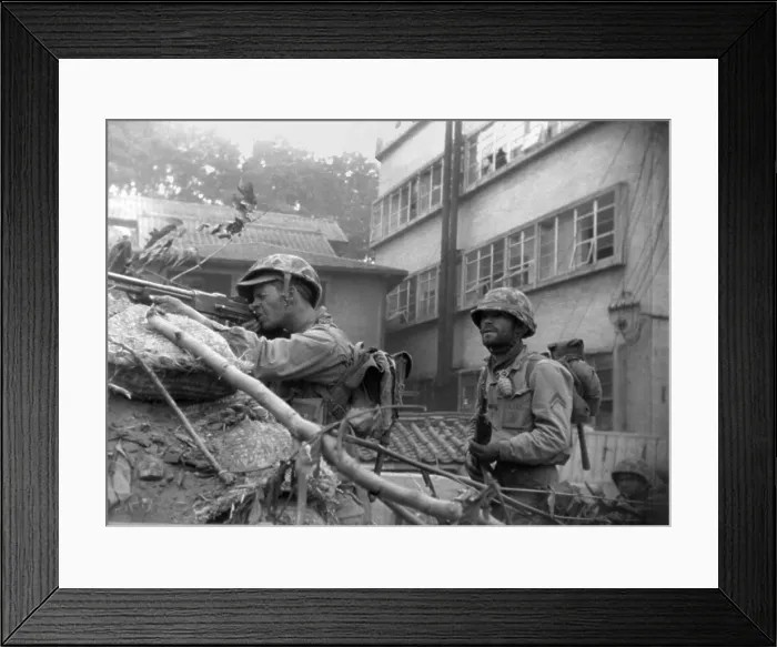 Framed Print : U.S. soldiers fire from behind a barricade at Communist-led North Korean forces in the streets of Seoul, Korea. 2nd Battle of Seoul. Sept. 22-28, 1950. Korean War, 1950-53
