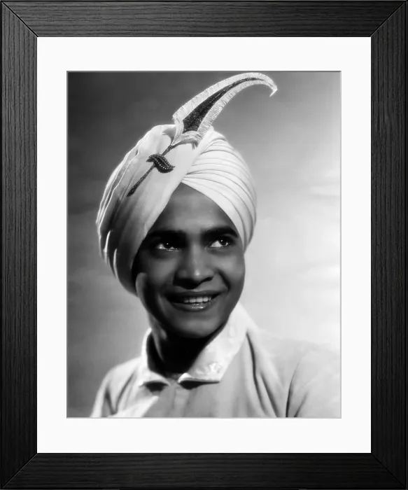 Framed Print : THE THIEF OF BAGDAD, Sabu, 1940 Framed Print : THE THIEF OF BAGDAD, Sabu, 1940