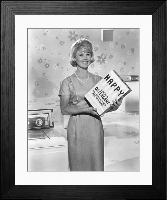 Framed Print : THE THRILL OF IT ALL, Doris Day, 1963 Framed Print : THE THRILL OF IT ALL, Doris Day, 1963
