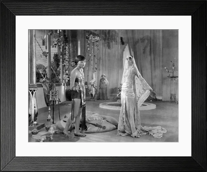 Framed Print : THE THIEF OF BAGDAD, Anna May Wong, Julanne Johnston, 1924