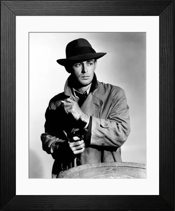 Framed Print : THIS GUN FOR HIRE, Alan Ladd, 1942