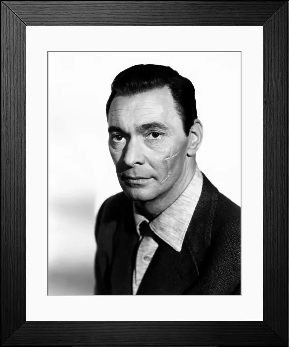 Framed Print : QUEEN BEE, Barry Sullivan, 1955 Framed Print : QUEEN BEE, Barry Sullivan, 1955