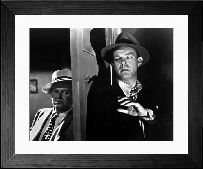 Framed Print : T-MEN, Wallace Ford, Dennis O'Keefe, 1947
