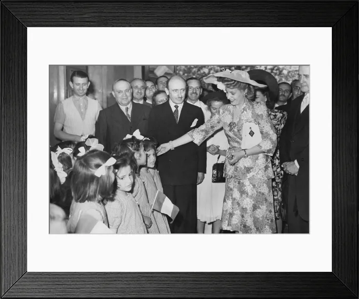 Framed Print : Evita Peron, visiting an orphanage in Toledo, Spain. June 1947. - (BSLOC_2014_17_66) Framed Print : Evita Peron, visiting an orphanage in Toledo, Spain. June 1947. - (BSLOC_2014_17_66)