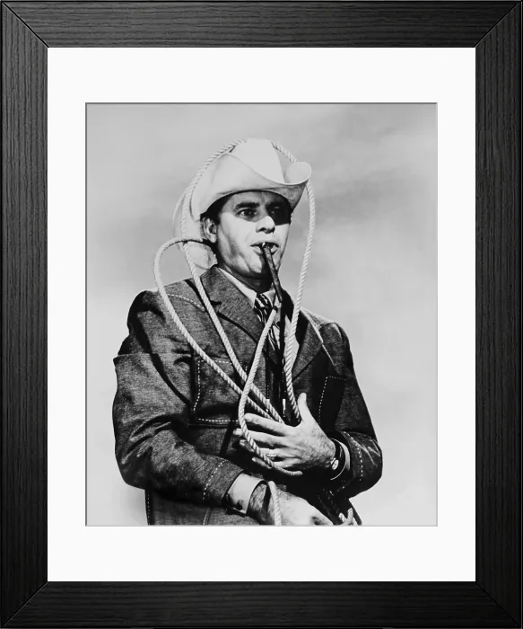 Framed Print : THREE ON A COUCH, Jerry Lewis, 1966 Framed Print : THREE ON A COUCH, Jerry Lewis, 1966