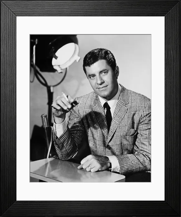 Framed Print : THREE ON A COUCH, director Jerry Lewis, 1966 Framed Print : THREE ON A COUCH, director Jerry Lewis, 1966