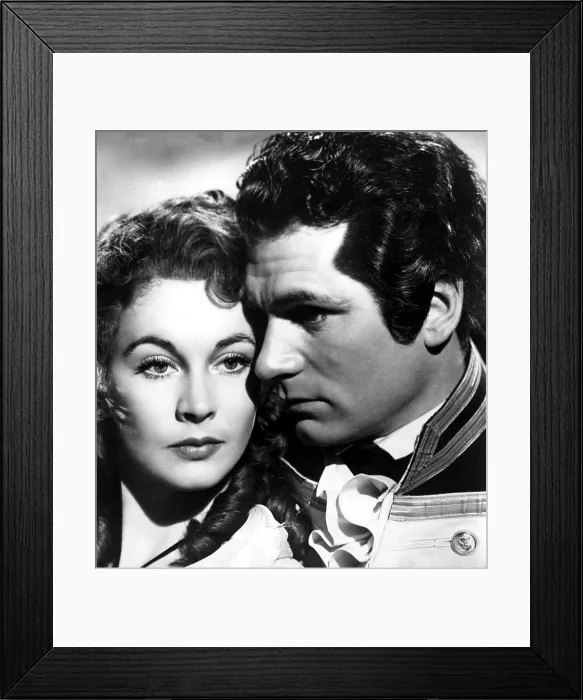 Framed Print : THAT HAMILTON WOMAN, Vivien Leigh, Laurence Olivier, 1941 Framed Print : THAT HAMILTON WOMAN, Vivien Leigh, Laurence Olivier, 1941