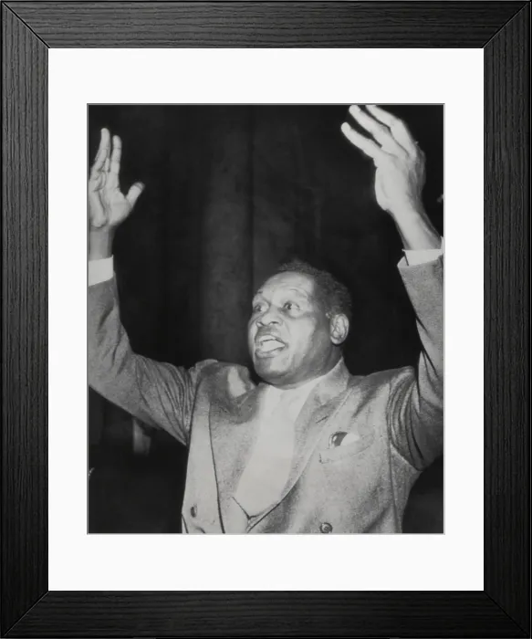 Framed Print : Actor and singer Paul Robeson testifying against the Mundt-Nixon Bill Communist Registration Bill Framed Print : Actor and singer Paul Robeson testifying against the Mundt-Nixon Bill Communist Registration Bill