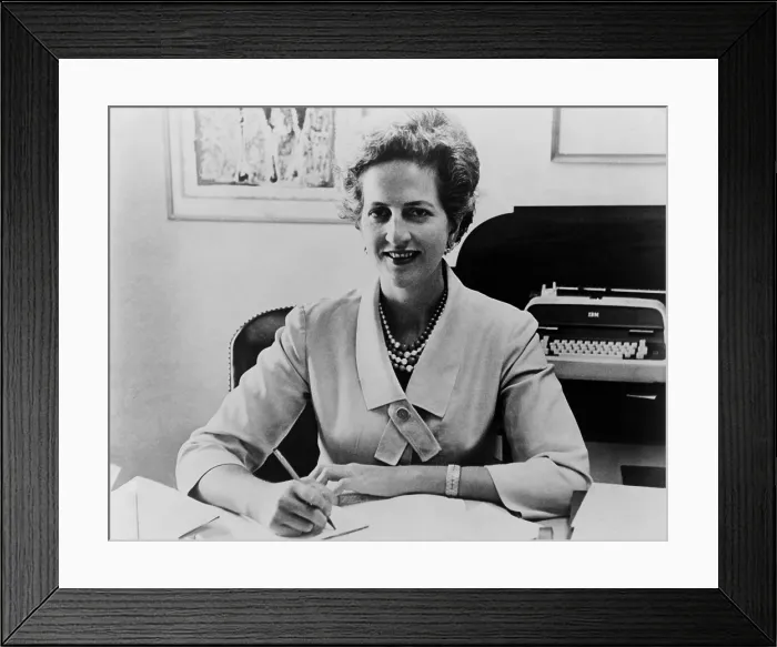 Framed Print : Letitia Baldrige, First Lady Jacqueline Kennedy's Social Secretary. Their association lasted until Mrs. Kennedy's 1994 death, when Baldrige planned her funeral. 1961
