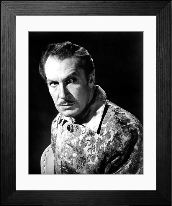 Framed Print : THE RAVEN, Vincent Price, 1963 Framed Print : THE RAVEN, Vincent Price, 1963
