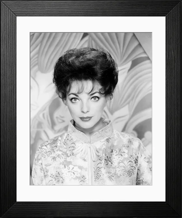 Framed Print : RALLY ROUND THE FLAG, BOYS!, Joan Collins, 1958, 20th Century Fox, TM & Copyright, courtesy Everett Collection
