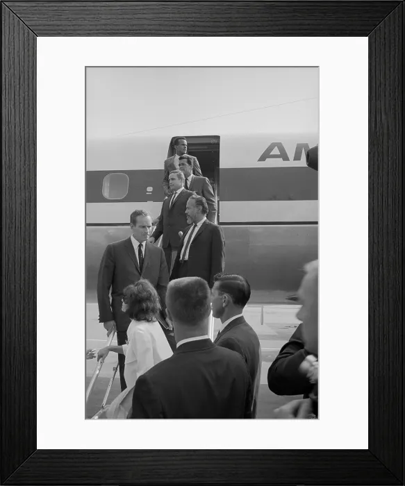 Framed Print : Harry Belafonte and Hollywood actors arrive for the March on Washington, Aug. 28, 1963 Framed Print : Harry Belafonte and Hollywood actors arrive for the March on Washington, Aug. 28, 1963