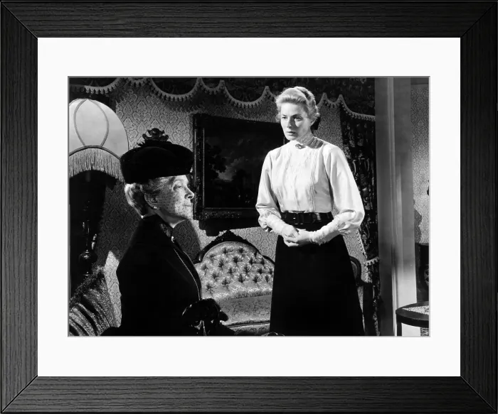 Framed Print : ANASTASIA, Helen Hayes, Ingrid Bergman, 1956, TM and Copyright (c) 20th Century Fox Film Corp. All rights reserved. Courtesy: Everett Collection