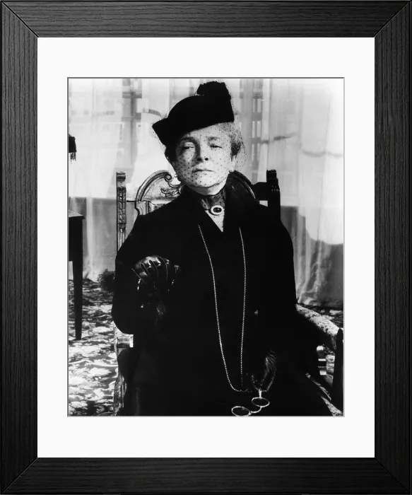 Framed Print : ANASTASIA, Helen Hayes, 1956, TM & copyright 20th Century Fox Film Corp. All rights reserved / courtesy Everett Collection Framed Print : ANASTASIA, Helen Hayes, 1956, TM & copyright 20th Century Fox Film Corp. All rights reserved / courtesy Everett Collection
