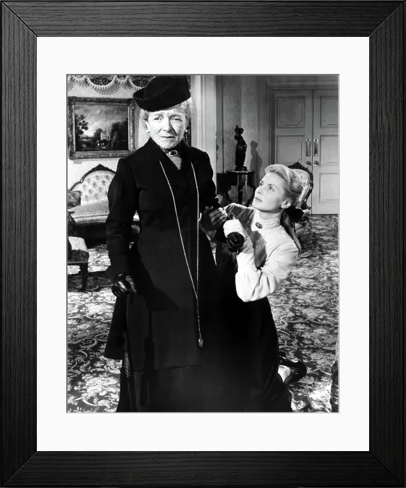 Framed Print : ANASTASIA, Helen Hayes, Ingrid Bergman, 1956, TM and Copyright (c) 20th Century Fox Film Corp. All rights reserved. Courtesy: Everett Collection Framed Print : ANASTASIA, Helen Hayes, Ingrid Bergman, 1956, TM and Copyright (c) 20th Century Fox Film Corp. All rights reserved. Courtesy: Everett Collection