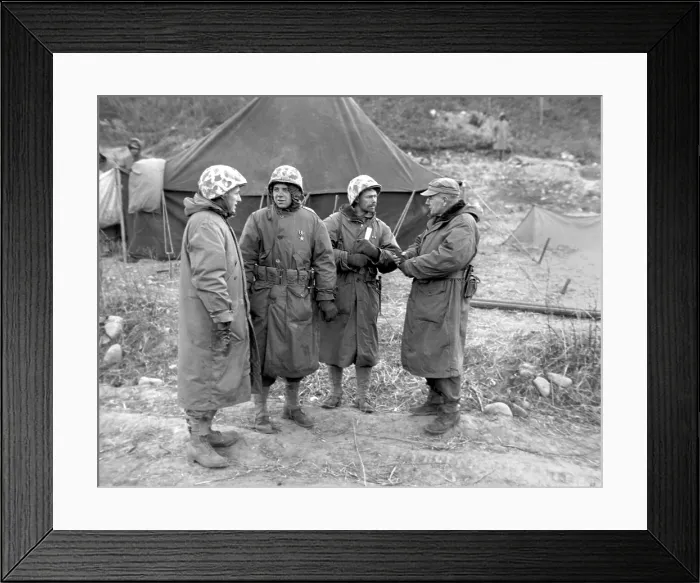 Framed Print : U.S. Marines are decorated in a brief front lines ceremony for gallantry at Hagaru, Chosin Reservoir. L-R: Lt. Col. Ray Davis, Corp. Earle Seifert, Sergeant Earle Payne, Col