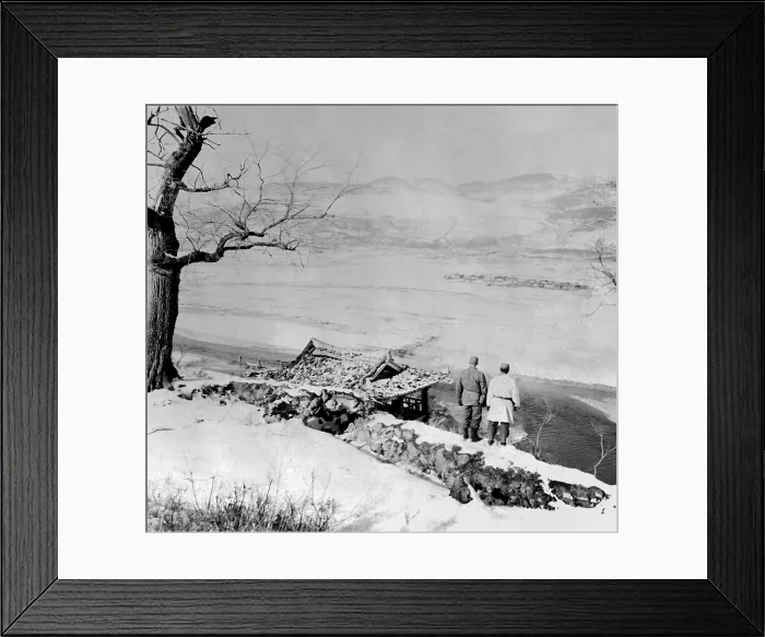 Framed Print : Two UN soldiers gaze across the Yalu River to the mountains of Manchuria on Nov. 21, 1950