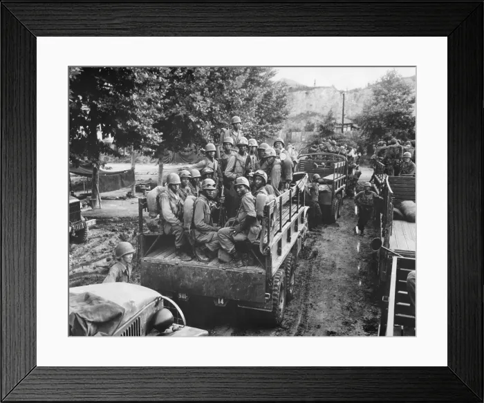 Framed Print : U.S. Soldiers move up to the firing line in Korea on July 18, 1950. Troops on occupation duty in Japan were the first fight the North Korean invaders
